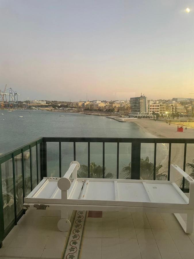 Angolina Apartment
