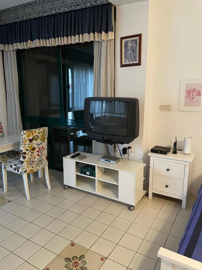 Angolina Apartment